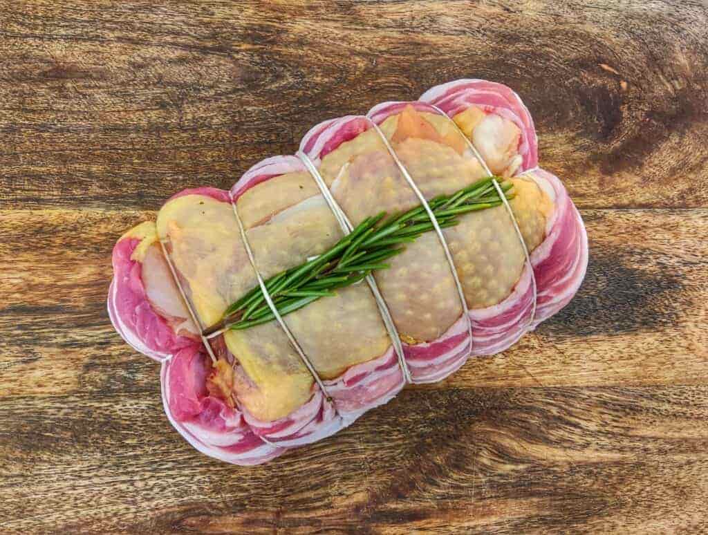 Arrosto di pollo farcito